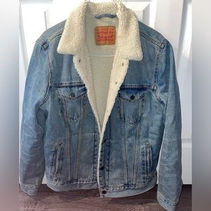 Levi’s Jean Trucker Jacket